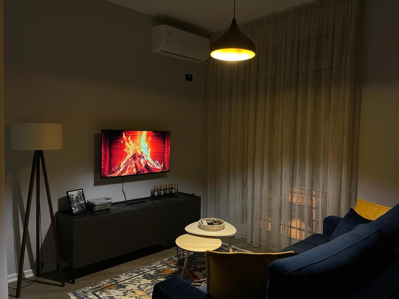 Am Apartment Тирана Экстерьер фото