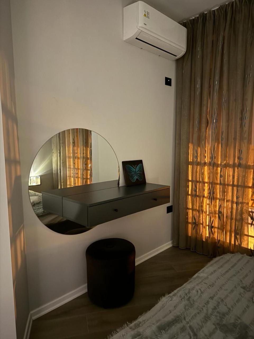 Am Apartment Тирана Экстерьер фото