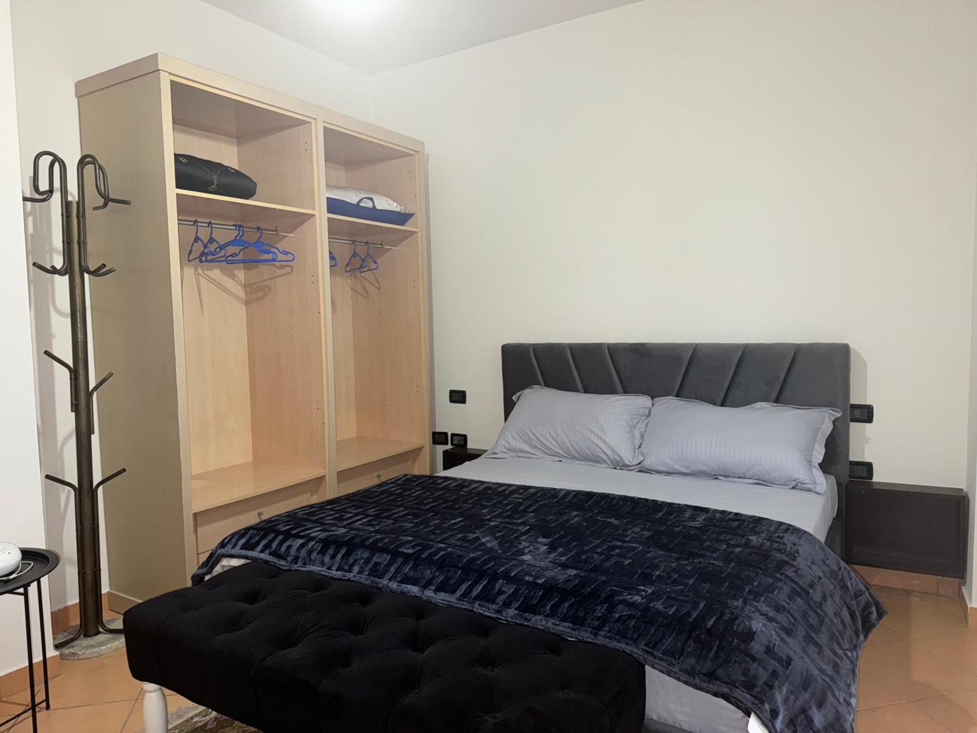 Am Apartment Тирана Экстерьер фото